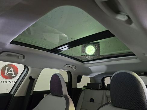 Used 2025 MINI Cooper Countryman S w/ Comfort Package Max image 13