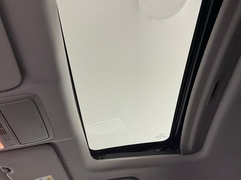 Used 2021 Honda CR-V EX image 24