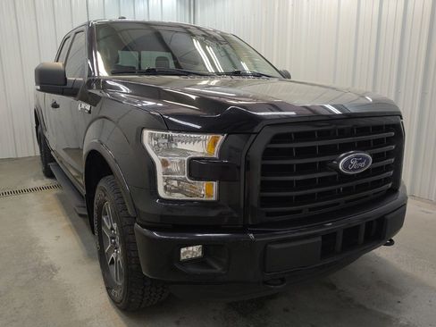 Used 2016 Ford F150 XLT w/ Equipment Group 302A Luxury image 13