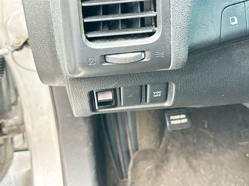 Used 2010 Nissan Altima 2.5 S FWD image 15