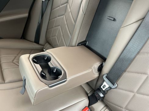 Certified 2024 BMW 540i xDrive w/ Executive Package image 33