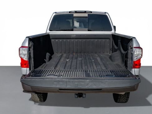 Used 2019 Nissan Titan PRO-4X image 58