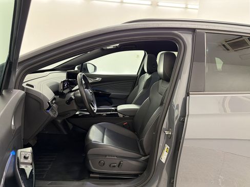 Used 2023 Volkswagen ID.4 S RWD image 5
