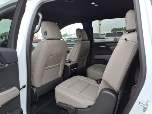 New 2026 GMC Acadia Elevation w/ Elevation Premium Package image 23