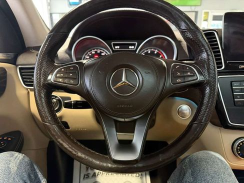 Used 2019 Mercedes-Benz GLS 450 4MATIC image 12