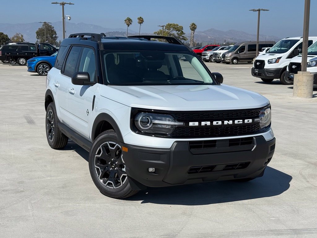 New 2026 Ford Bronco Sport Outer Banks AWD/4WD image 2