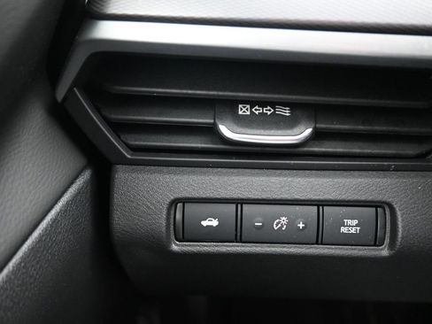 Used 2024 Nissan Altima 2.5 SR image 19