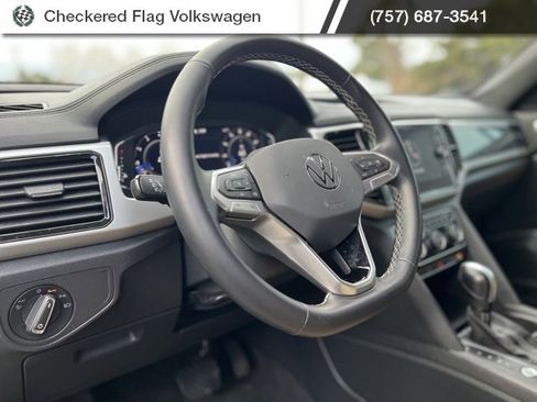 Used 2022 Volkswagen Atlas Cross Sport SE image 20