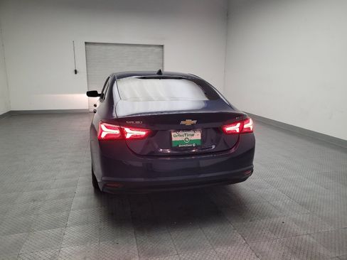 Used 2022 Chevrolet Malibu LT FWD image 6