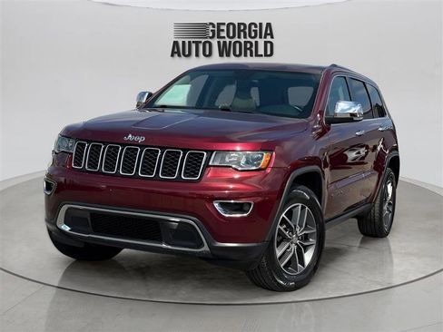 Used 2017 Jeep Grand Cherokee Limited image 3
