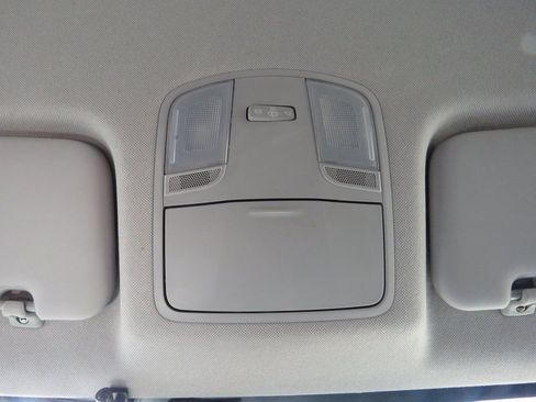 Used 2019 Hyundai Elantra SE w/ Cargo Package image 27