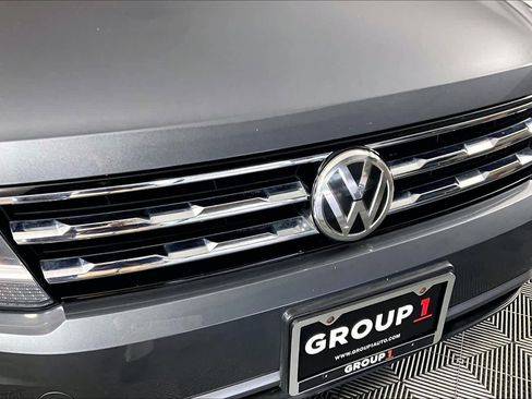 Used 2019 Volkswagen Tiguan S w/ Driver Assistance Package image 28