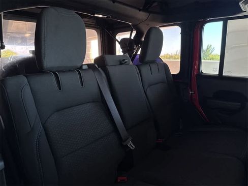 Used 2022 Jeep Wrangler Unlimited Rubicon 4xe image 26
