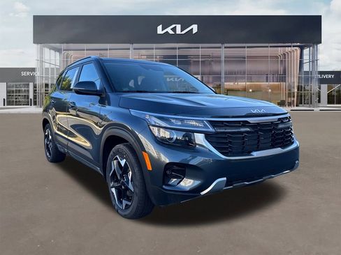 New 2025 Kia Seltos S image 1