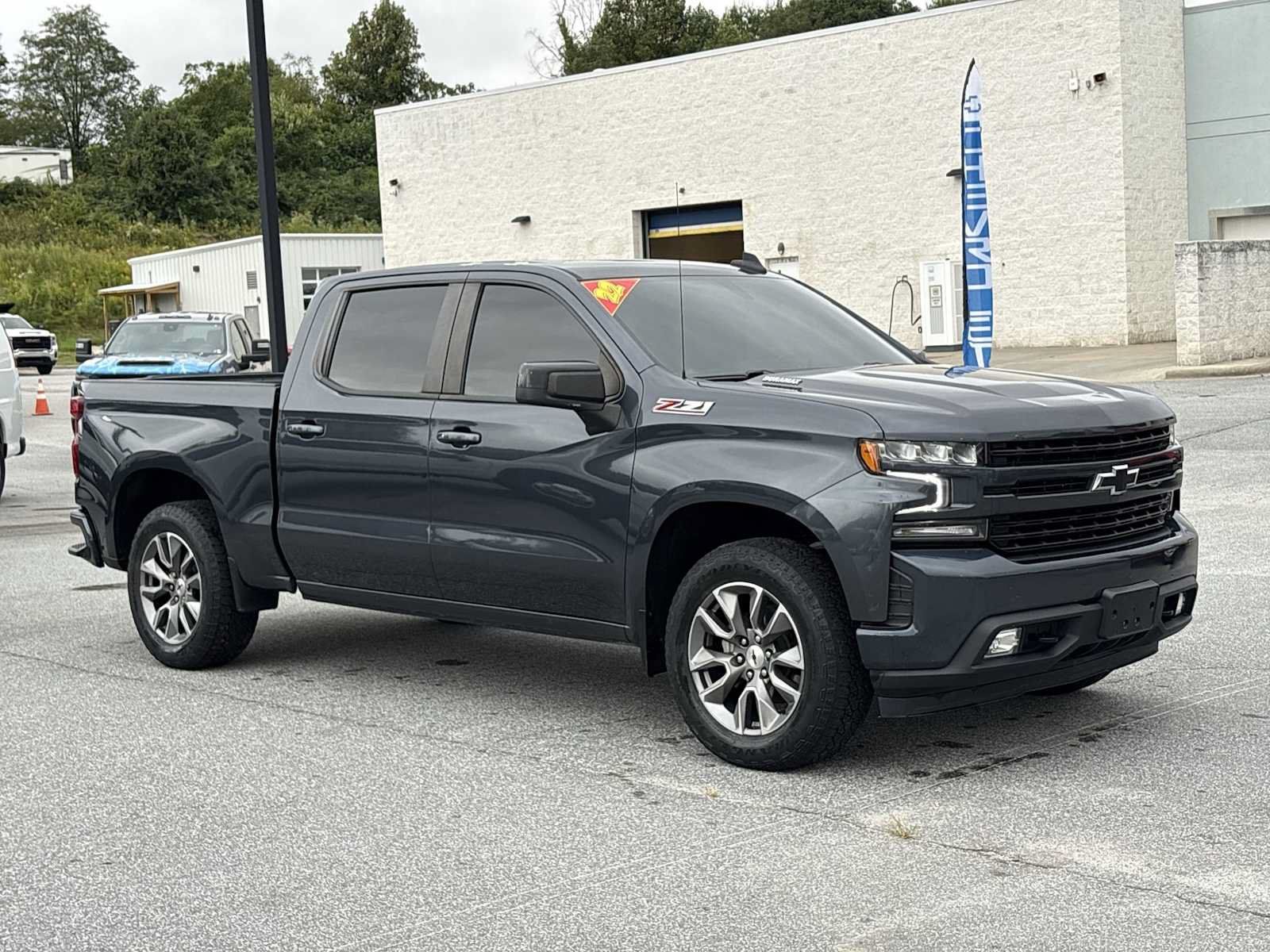 Used 2022 Chevrolet Silverado 1500 RST AWD/4WD image 4