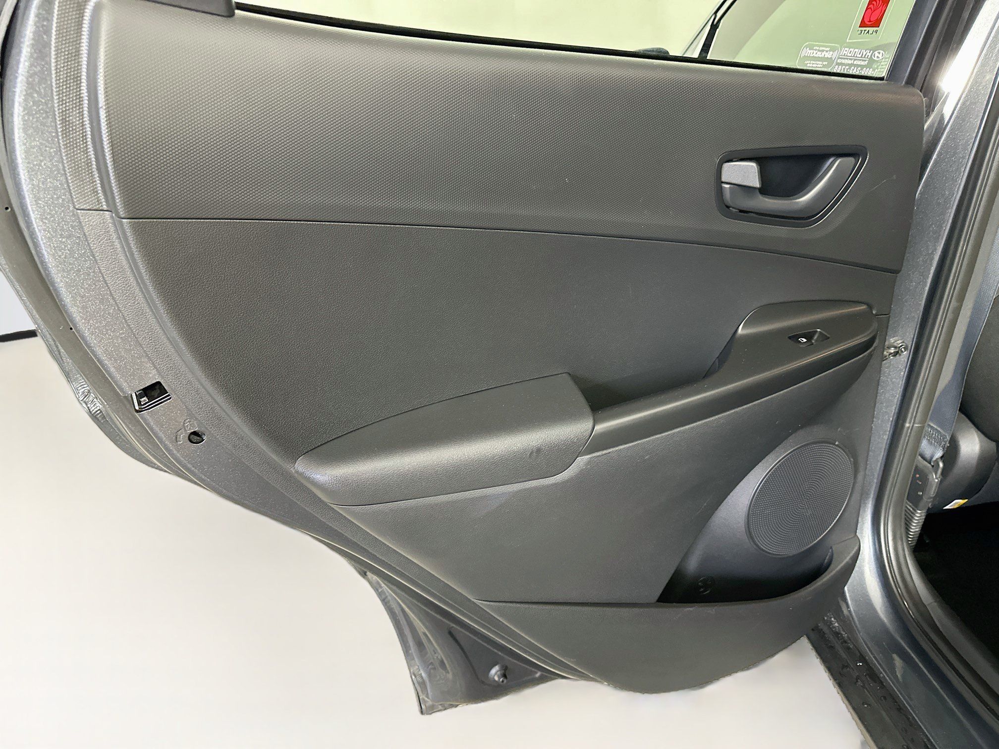 Used 2020 Hyundai Kona SEL FWD image 25