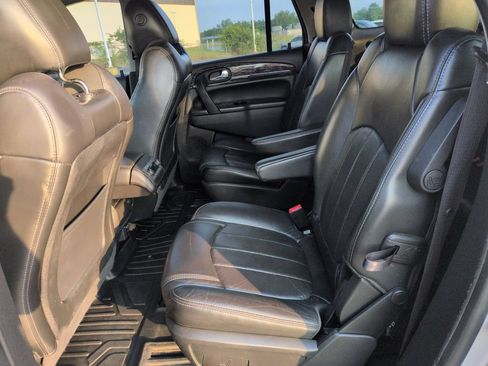Used 2014 Buick Enclave Leather AWD/4WD image 26