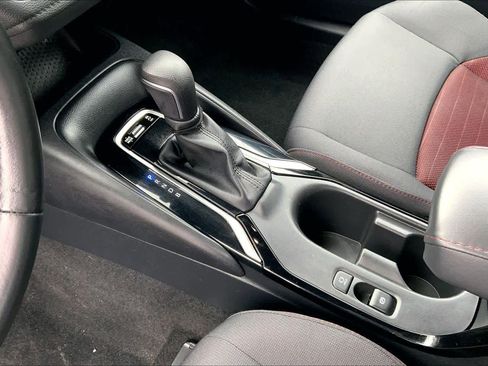 Used 2023 Toyota Corolla SE w/ Carpet Mat Package (TMS) image 17