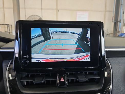 Used 2024 Toyota Corolla LE image 22