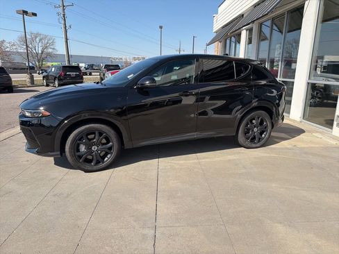 Used 2024 Dodge Hornet R/T w/ R/T Blacktop Package image 8