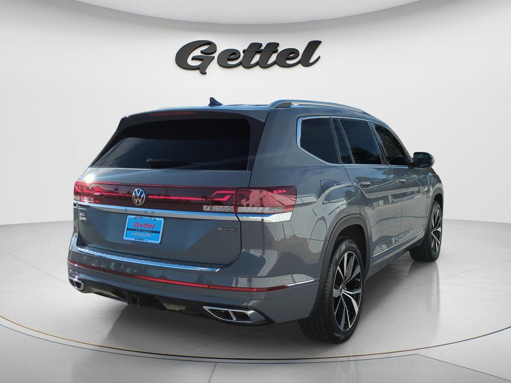 Used 2025 Volkswagen Atlas SEL Premium R-Line AWD/4WD image 5