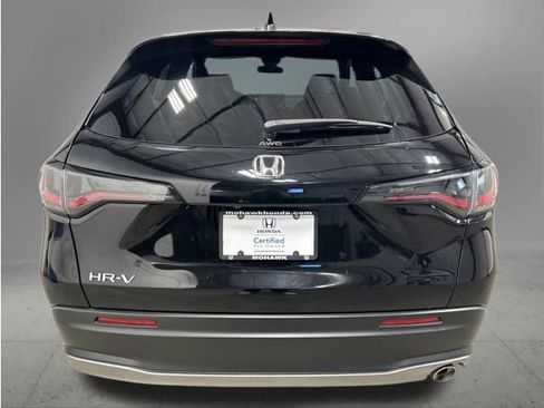 Certified 2024 Honda HR-V Sport image 5