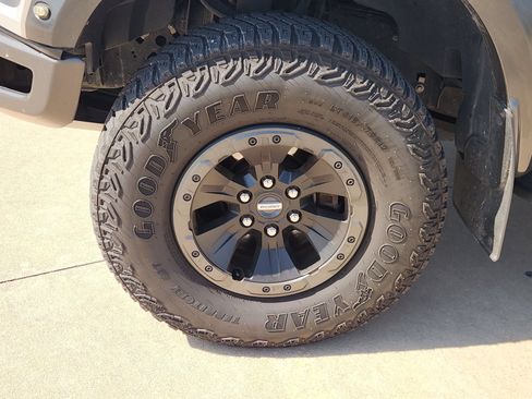 Used 2018 Ford F150 Raptor w/ Equipment Group 802A Luxury AWD/4WD image 14