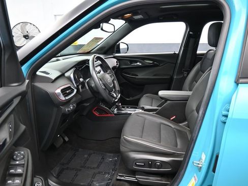 Used 2021 Chevrolet TrailBlazer RS w/ Sun and Liftgate Package FWD image 12
