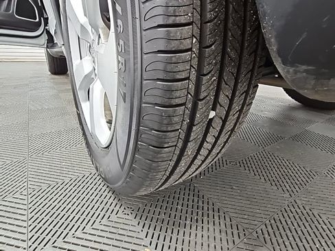 Used 2022 Jeep Compass Latitude image 43