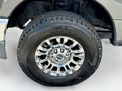 Certified 2020 Ford F350 Lariat w/ Chrome Package AWD/4WD image 38