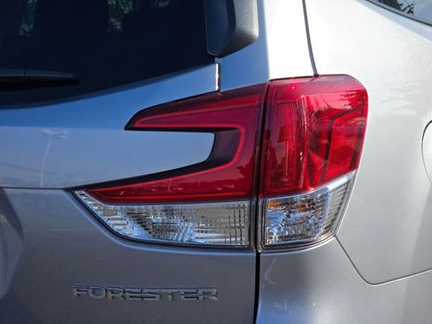 Used 2023 Subaru Forester Premium image 10