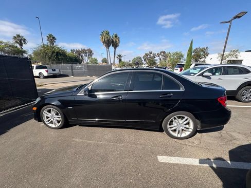 Used 2012 Mercedes-Benz C 250 Sedan image 8