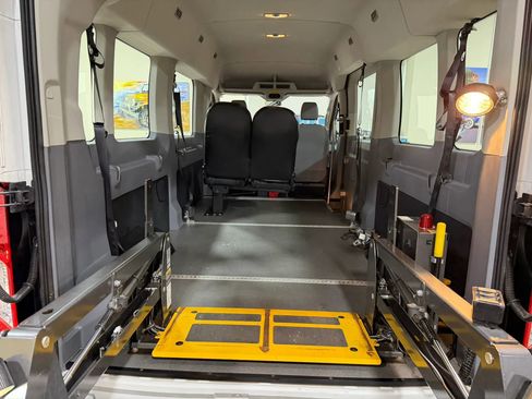 Used 2015 Ford Transit 350 XL RWD image 45