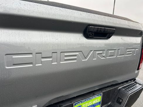 Used 2025 Chevrolet Colorado W/T image 32