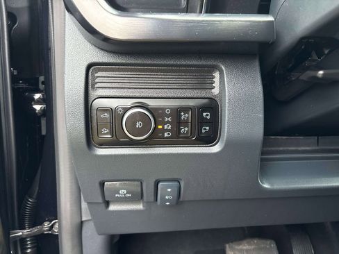 Used 2026 Ford F350 Lariat w/ Lariat Ultimate Package AWD/4WD image 20