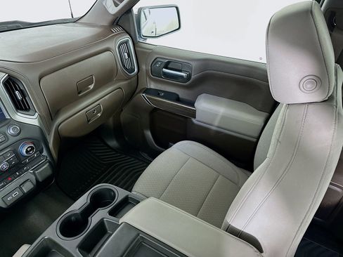 Used 2022 Chevrolet Silverado 1500 LT w/ Fleet Comfort Package image 24