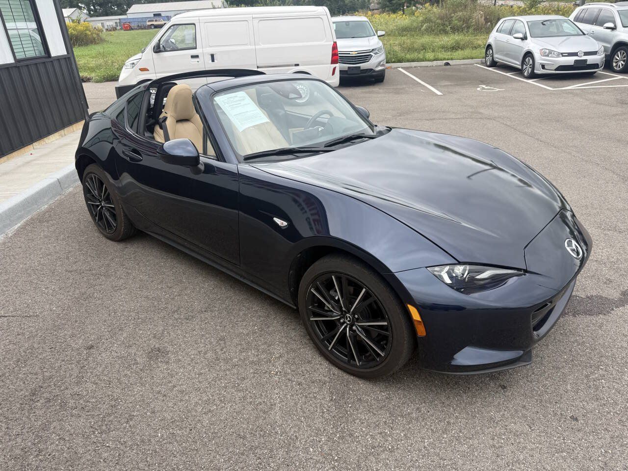 Used 2025 MAZDA MX-5 Miata RF Grand Touring RWD image 6