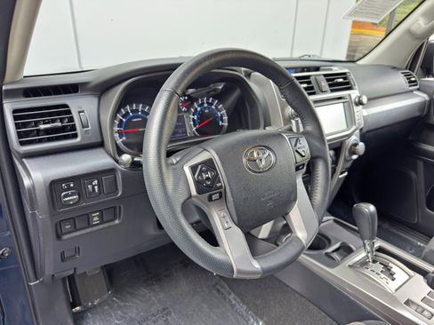 Used 2019 Toyota 4Runner SR5 RWD image 12