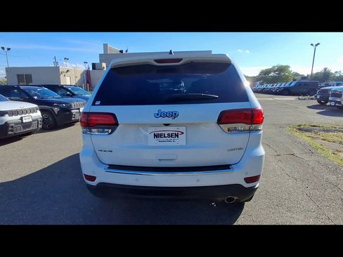 Certified 2021 Jeep Grand Cherokee Limited w/ Premium Lighting Group AWD/4WD image 7