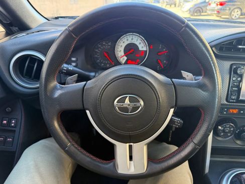 Used 2016 Scion FR-S image 17