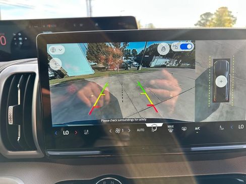 New 2025 Ford Expedition Max Active image 20