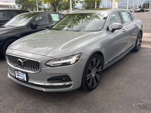Used 2024 Volvo S90 B6 Ultimate w/ Protection Package Premier AWD/4WD image 3