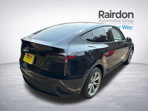 Used 2023 Tesla Model Y Long Range AWD/4WD image 7