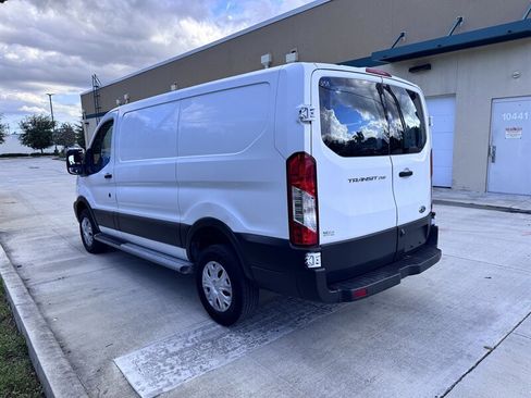 Used 2016 Ford Transit 250 130 Low Roof w/ Exterior Upgrade Package image 7