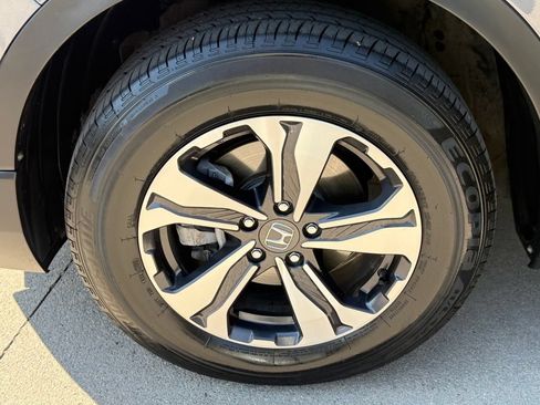 Used 2019 Honda CR-V LX image 10