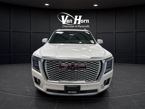 Used 2021 GMC Yukon XL Denali image 12