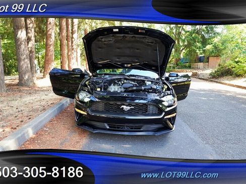 Used 2018 Ford Mustang Coupe RWD image 25