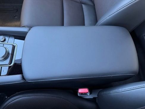 New 2026 MAZDA MAZDA3 Hatchback w/Premium Plus Pkg image 19
