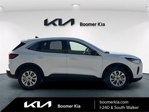 Used 2024 Ford Escape Active image 4