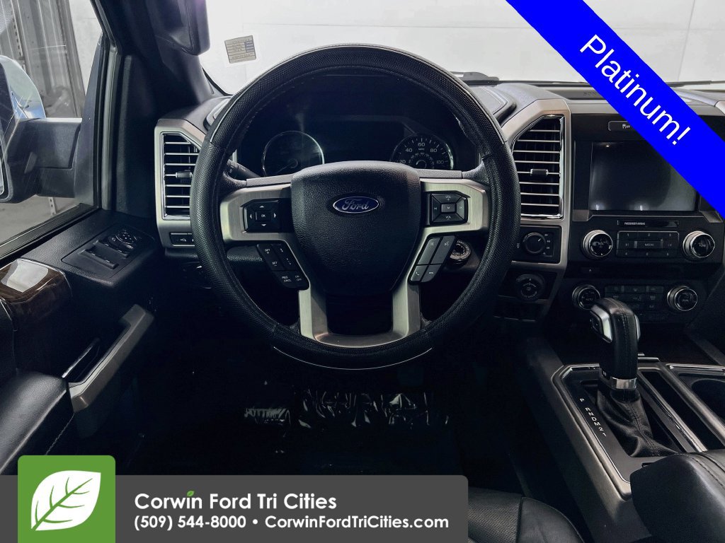 Used 2016 Ford F150 Platinum w/ Equipment Group 701A Luxury AWD/4WD image 26